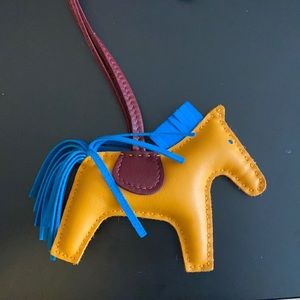 ❗️390 z e l l e❗️Hermes Rodeo Charm TPM